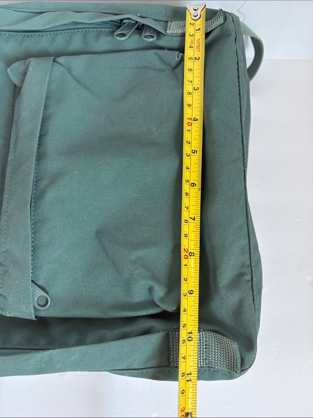 Fjallraven Kanken classic backpack in frost green clean - Picture 13 of 16